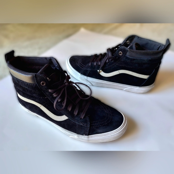 VANS "Off the Wall" Hightop Black Suede, Men's size 11, Great Used Condition - Picture 2 of 12